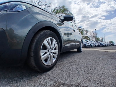 Peugeot 5008 PureTech Turbo 130 S&S EAT8 Allure (11)