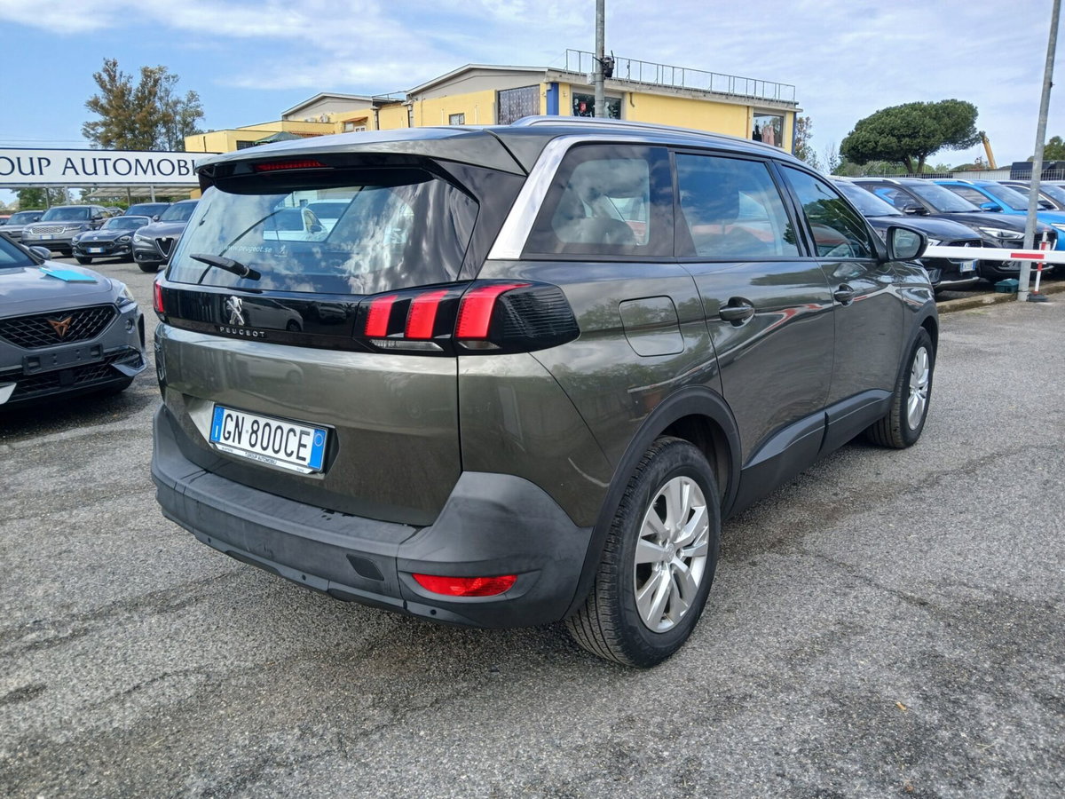 Peugeot 5008 PureTech Turbo 130 S&S EAT8 Allure (5)