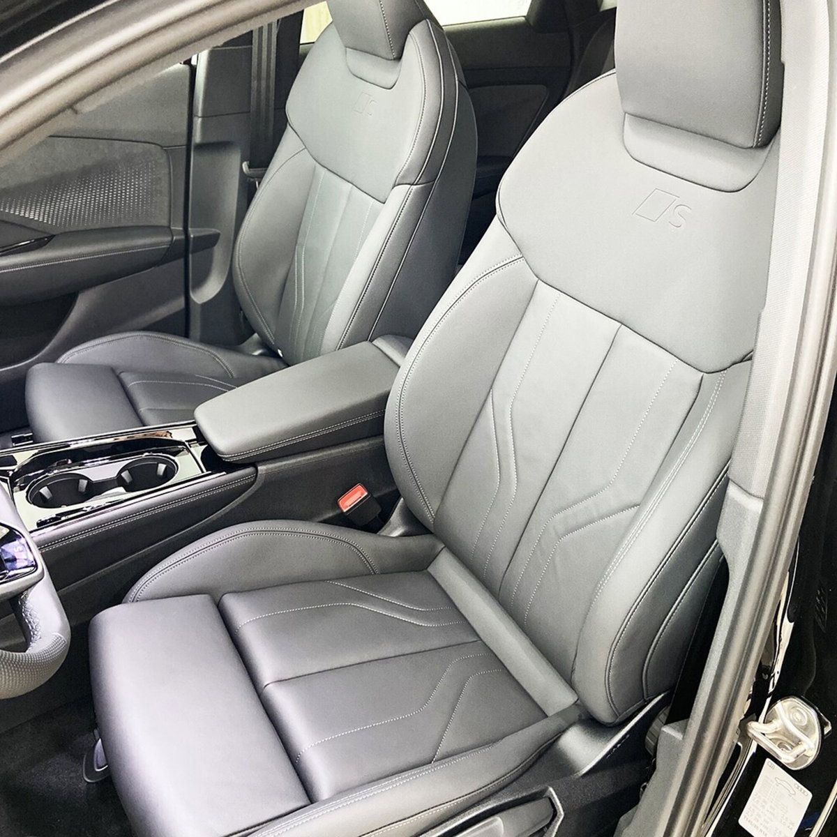 Audi Q3 Sportback 35 TDI quattro S tronic S line edition (7)