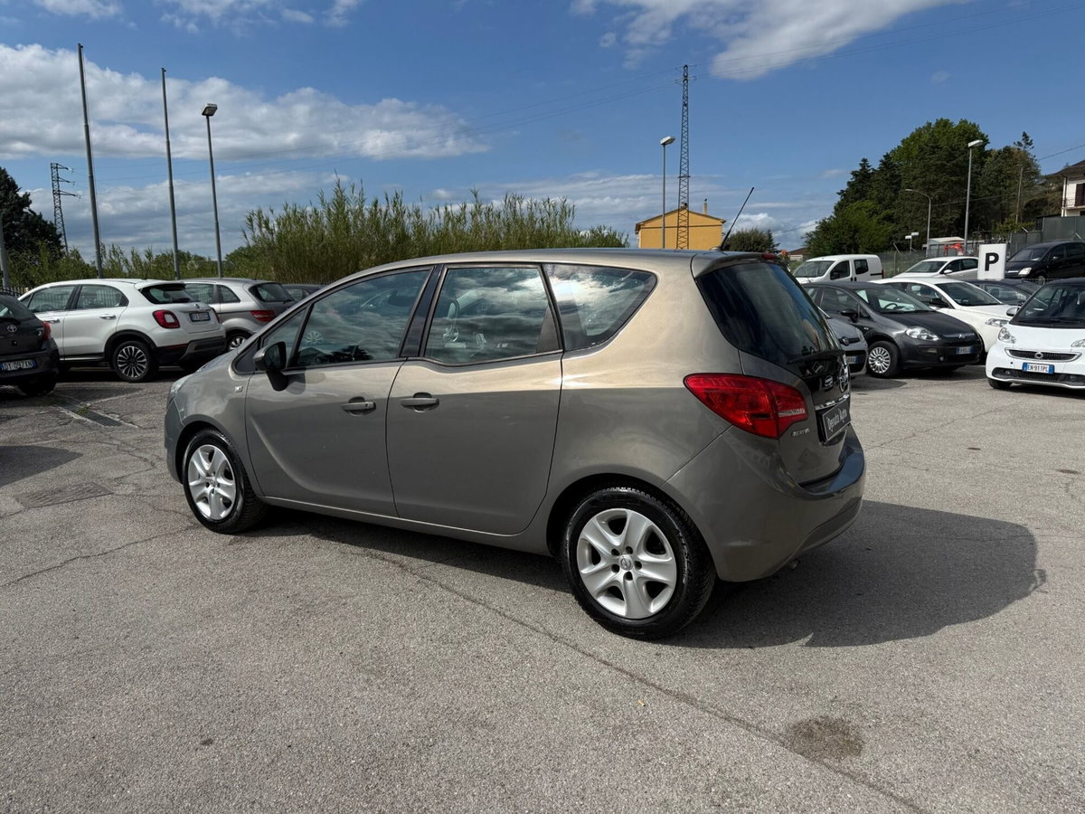 Opel Meriva 1.4 Turbo 120CV GPL Tech Cosmo (3)