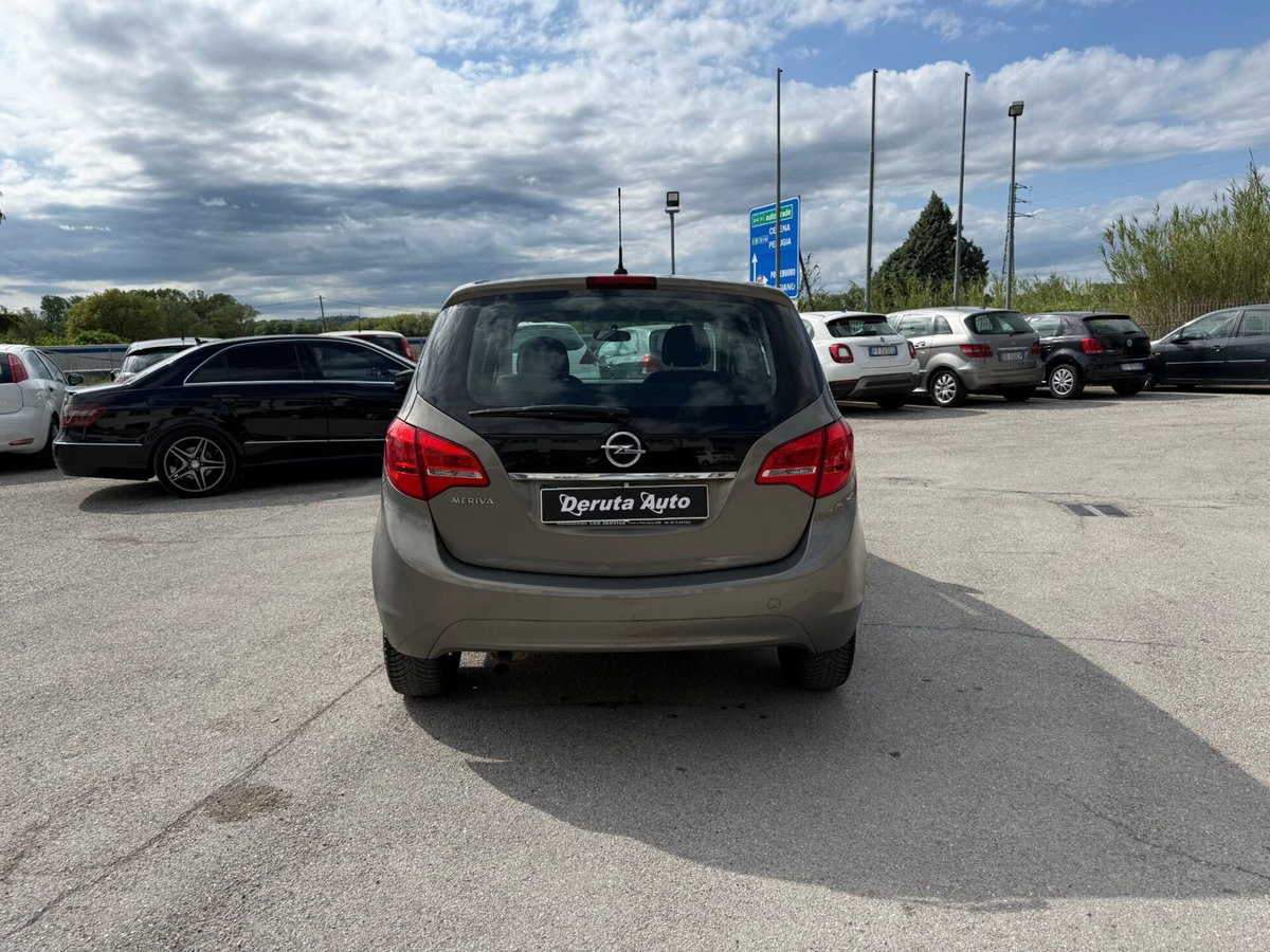 Opel Meriva 1.4 Turbo 120CV GPL Tech Cosmo (4)