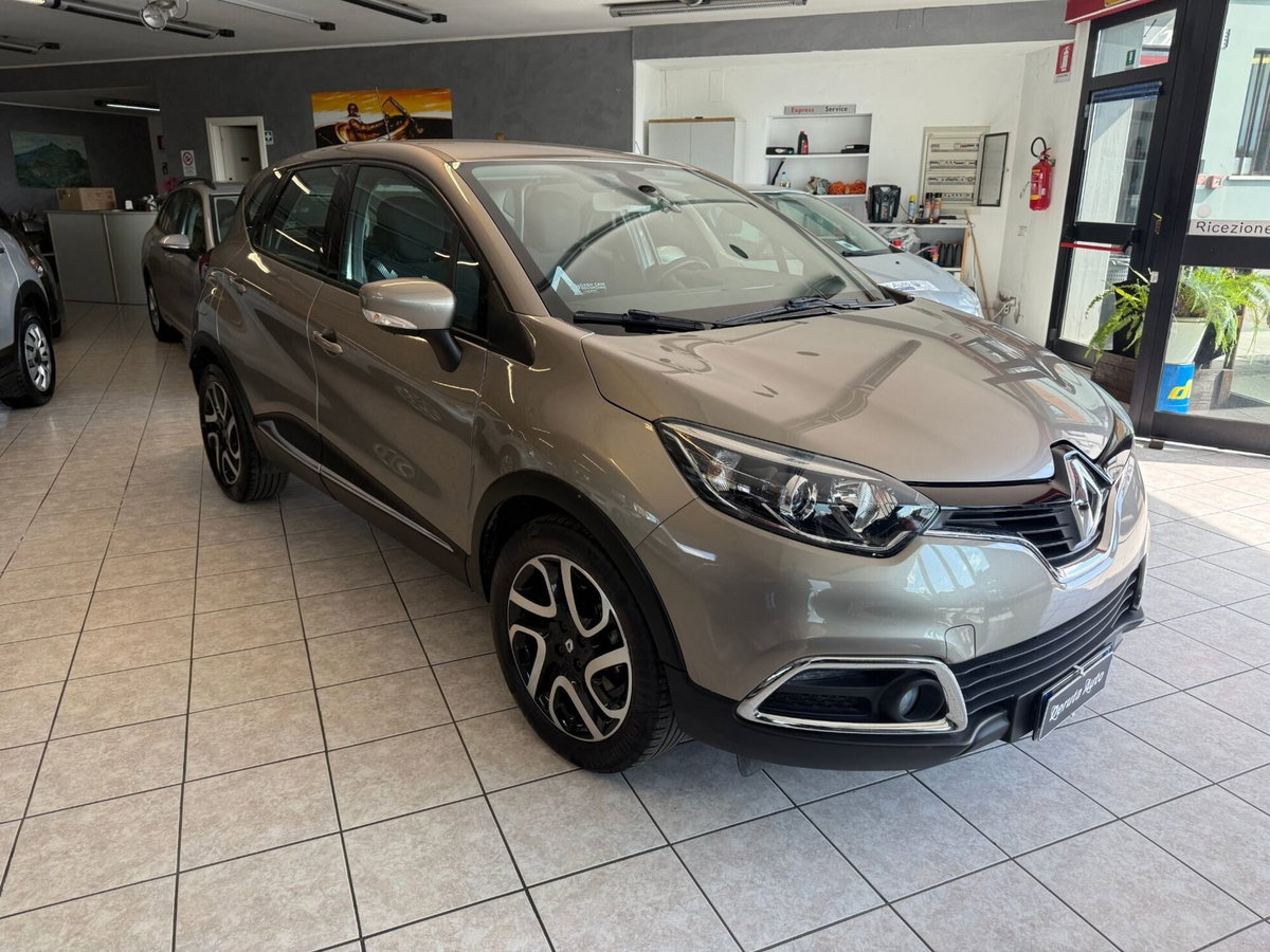 Renault Captur 1.5 dCi 8V 90 CV EDC Energy R-Link (7)