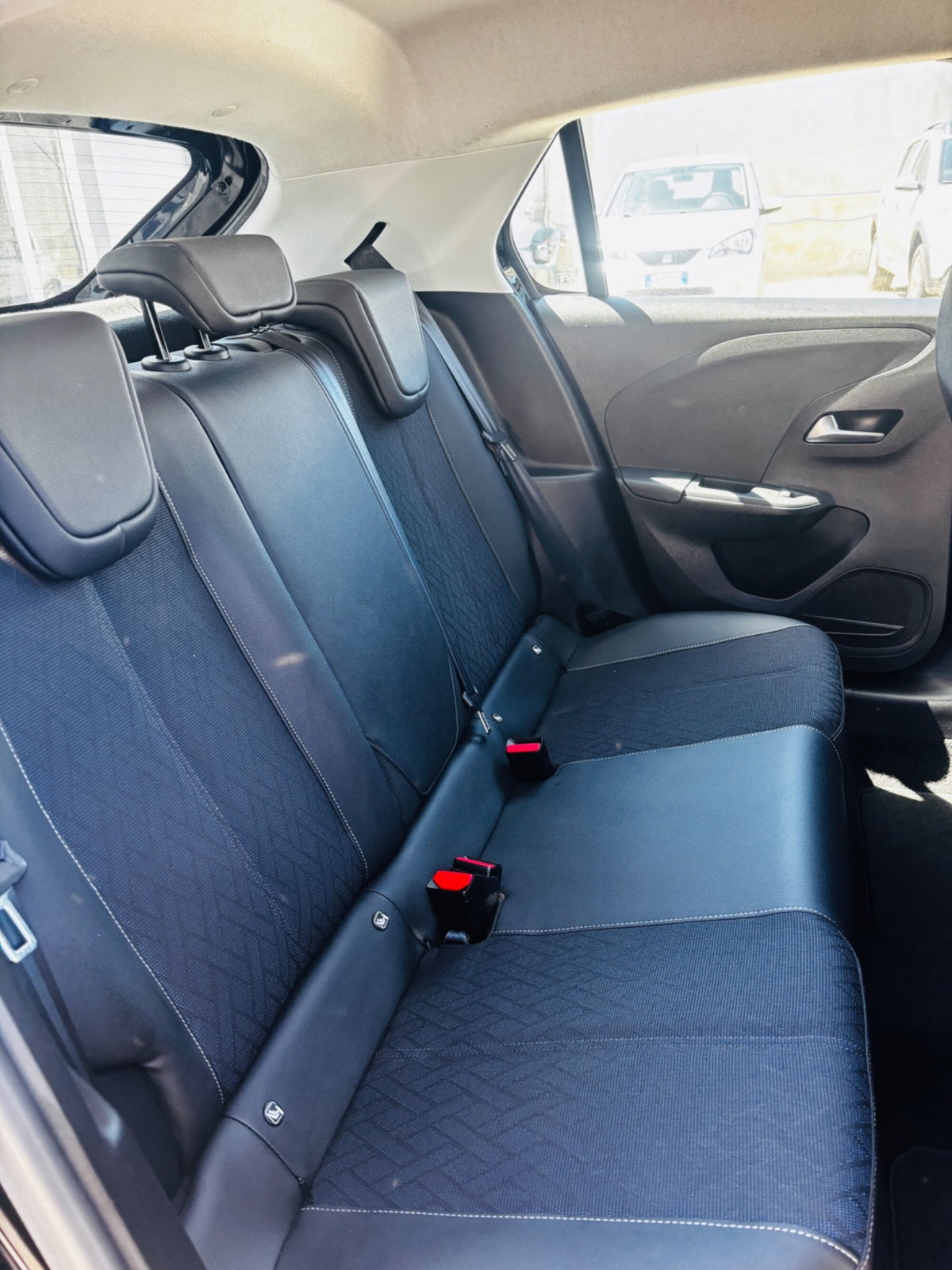 Opel Corsa 1.5 D 100 CV GS Line (10)