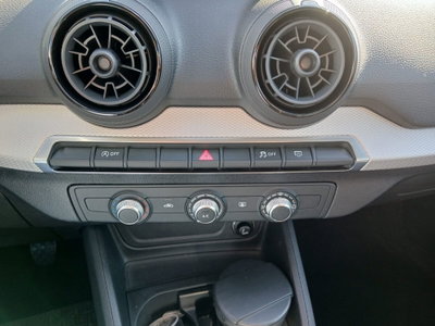 Audi Q2 Q2 1.6 TDI Business (14)