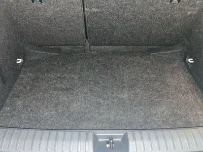 Skoda Kamiq 1.0 tsi Black Dots 115cv dsg (18)