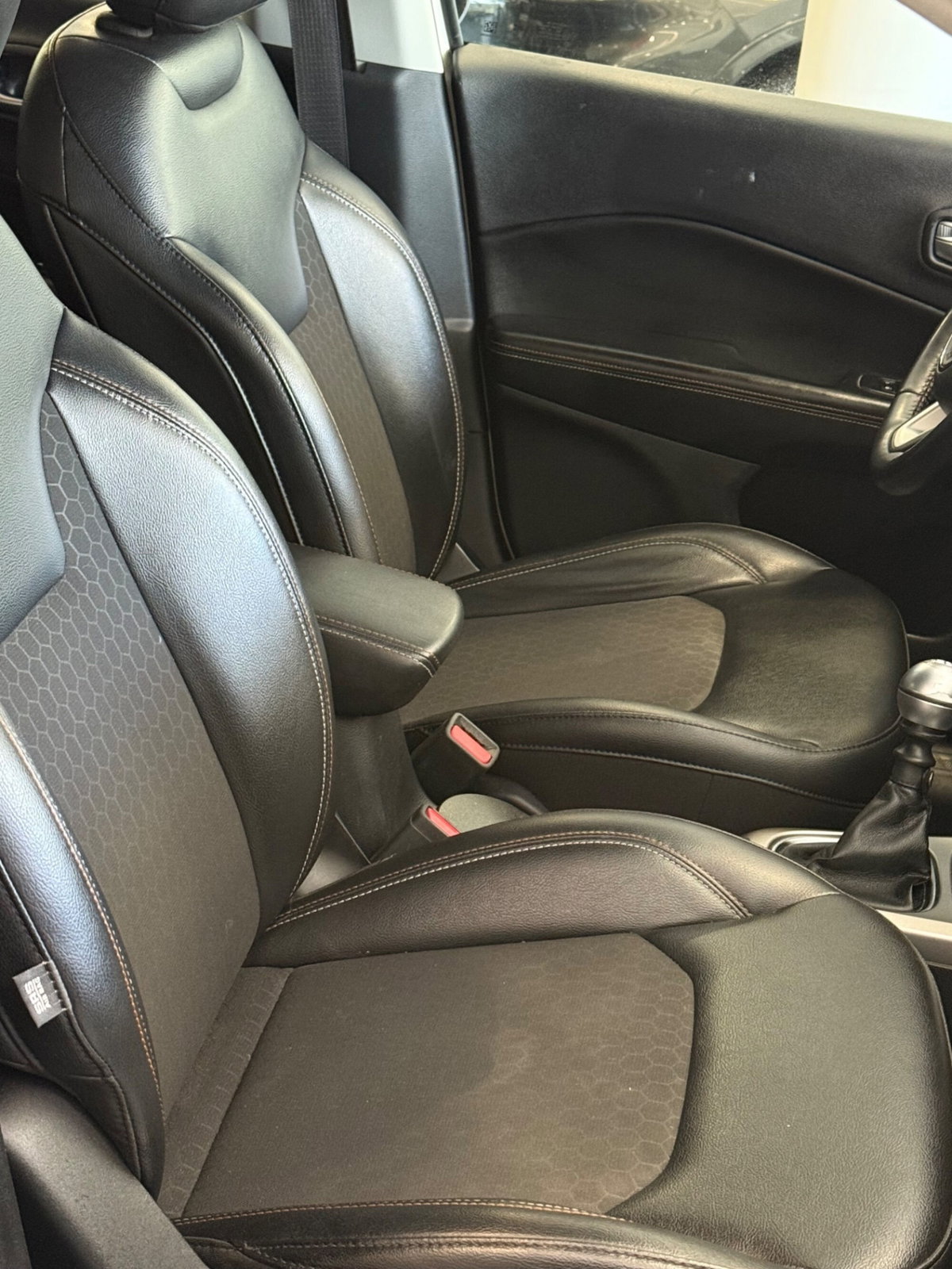 Jeep Compass 1.6 Multijet II 2WD Longitude (14)