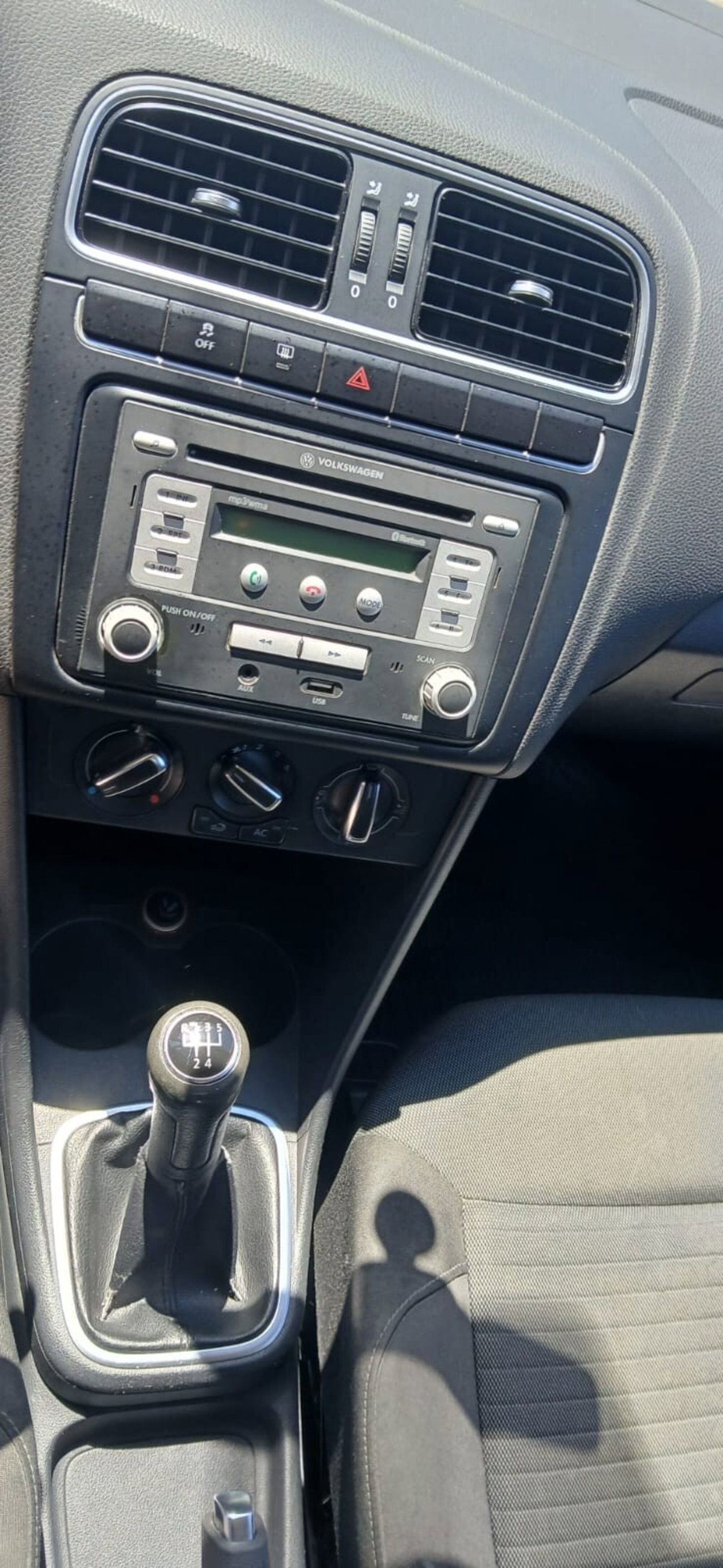 Volkswagen Polo 1.6 TDI 90CV DPF 5 porte Highline (9)