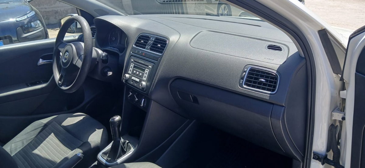 Volkswagen Polo 1.6 TDI 90CV DPF 5 porte Highline (11)
