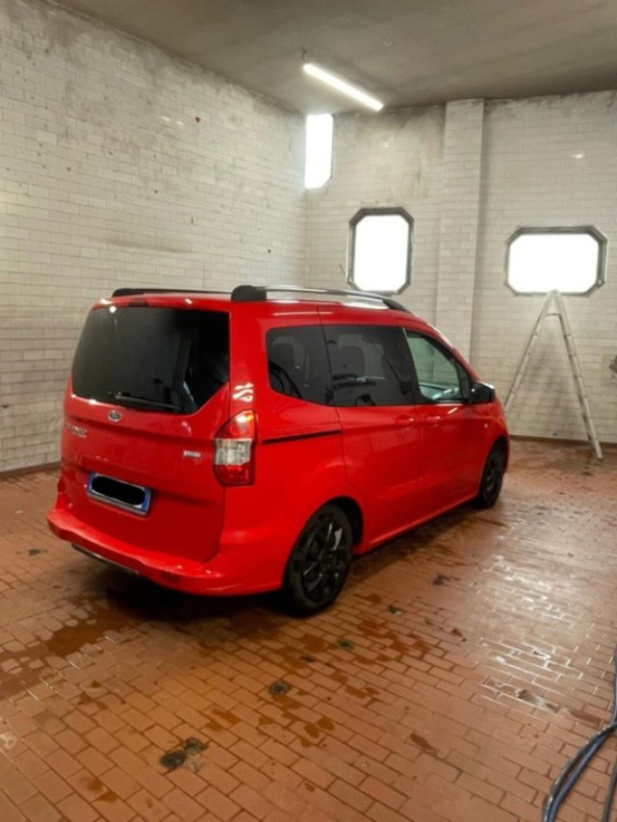 Ford Tourneo Courier 1.0 EcoBoost 100 CV Sport (12)