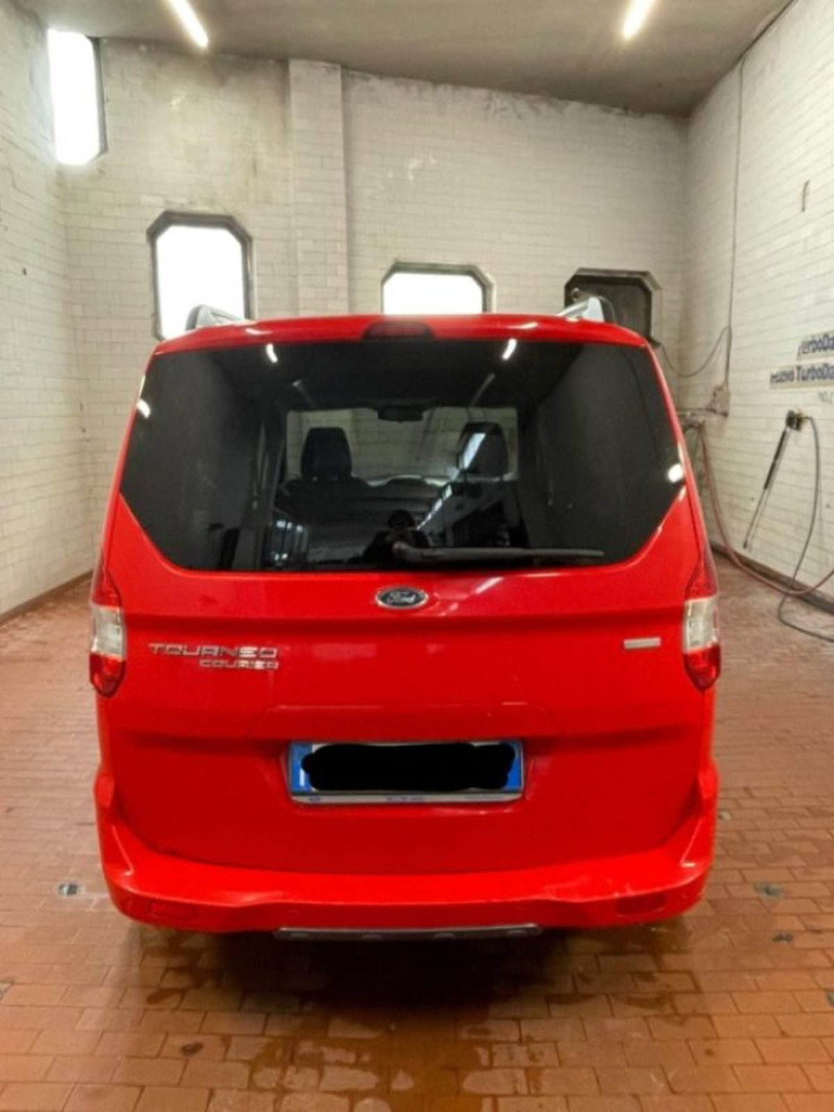 Ford Tourneo Courier 1.0 EcoBoost 100 CV Sport (14)