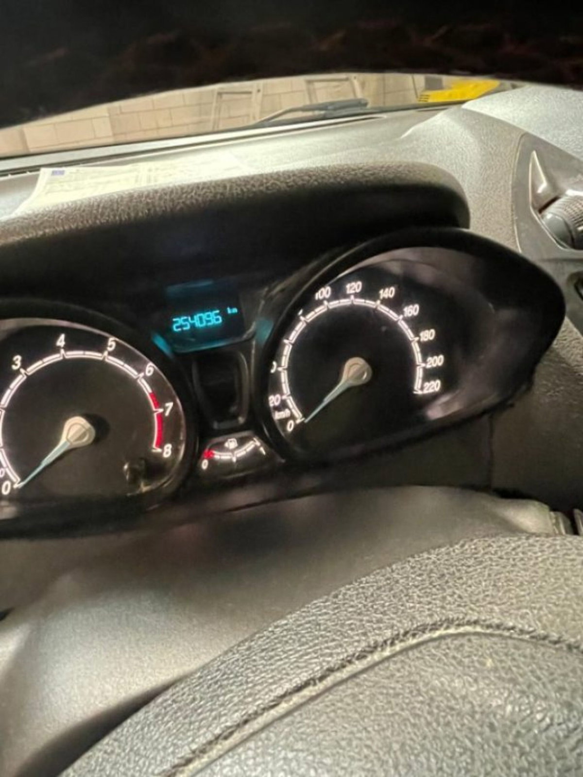 Ford Tourneo Courier 1.0 EcoBoost 100 CV Sport (16)