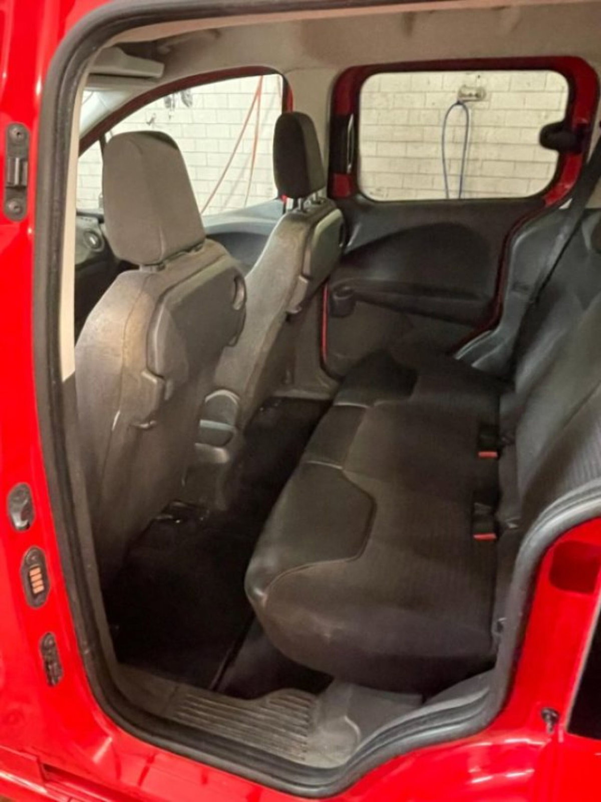 Ford Tourneo Courier 1.0 EcoBoost 100 CV Sport (3)