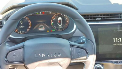 Lynk & Co 01 01 HEV (8)