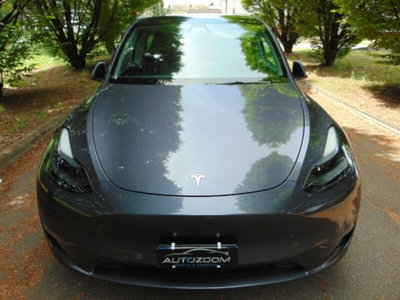 Tesla Model Y Long Range awd (15)