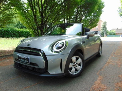 MINI Mini Cabrio 1.5 Cooper Essential Cabrio (2)
