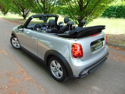 MINI Mini Cabrio 1.5 Cooper Essential Cabrio (6)