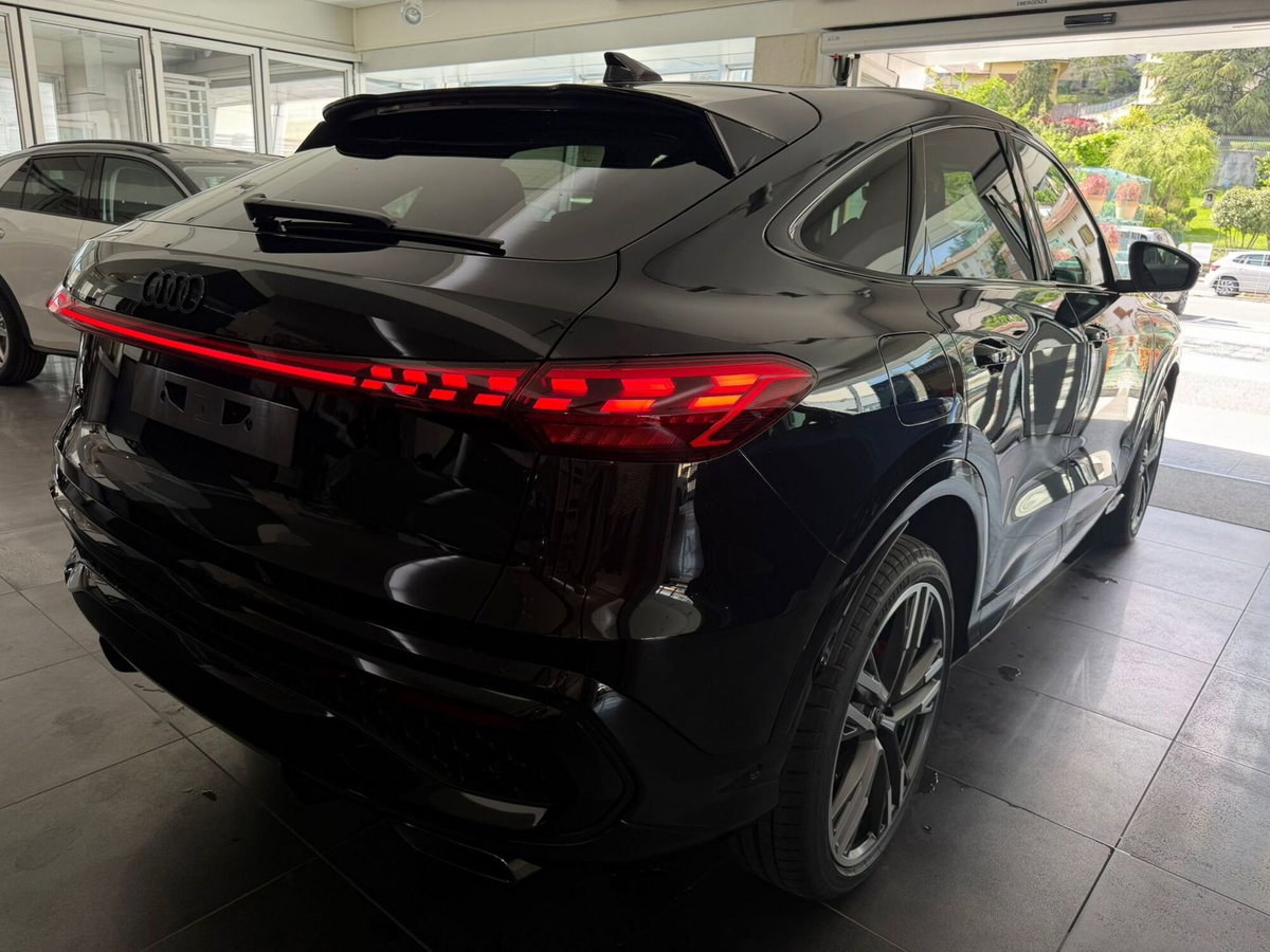 Audi Q4 Sportback 40 S line edition (4)