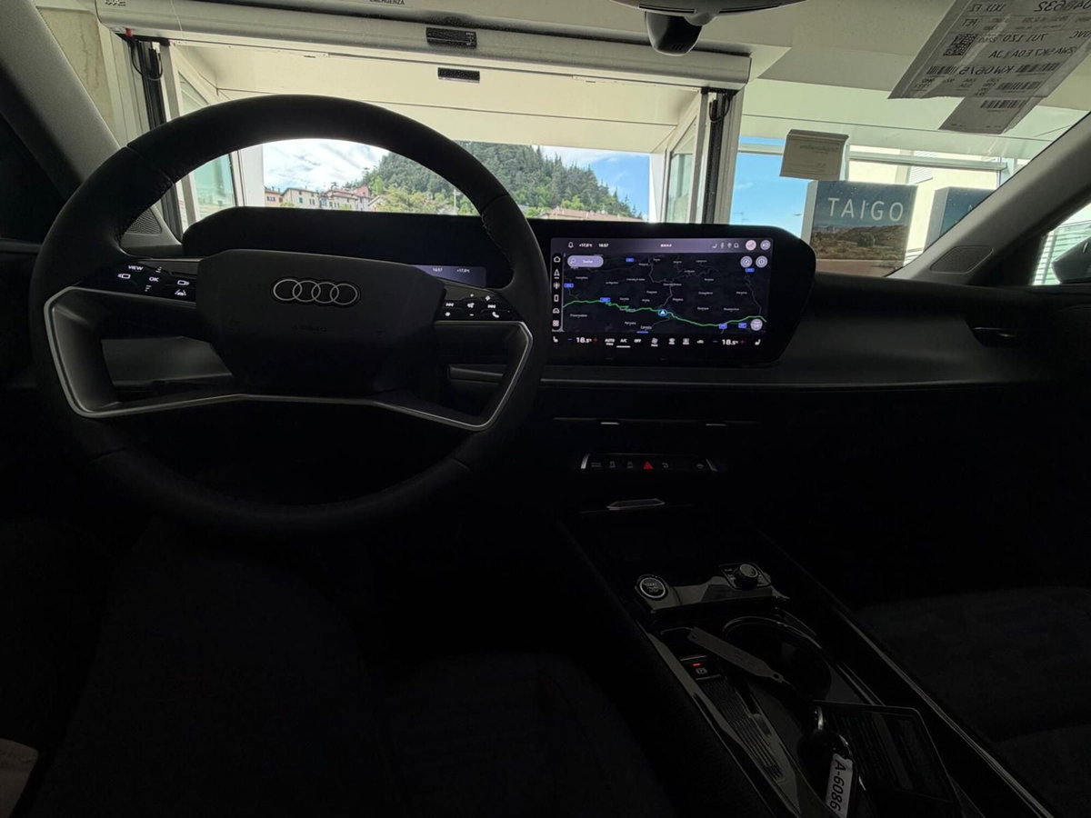 Audi Q3 Sportback 2.0 tfsi S line edition quattro 204cv s-tronic (15)