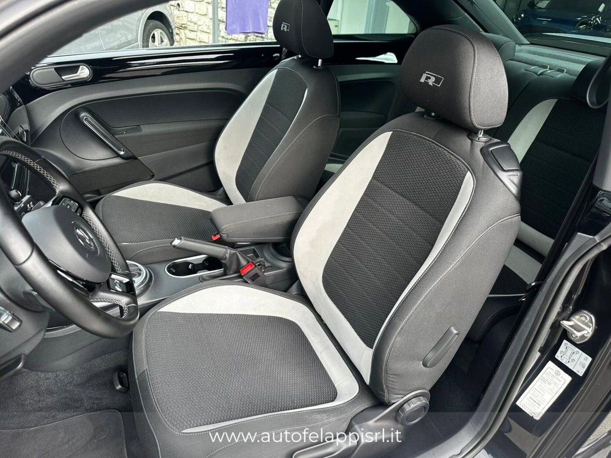 Volkswagen Maggiolino Cabrio 2.0 TSI DSG Sport BlueMotion Technology (11)