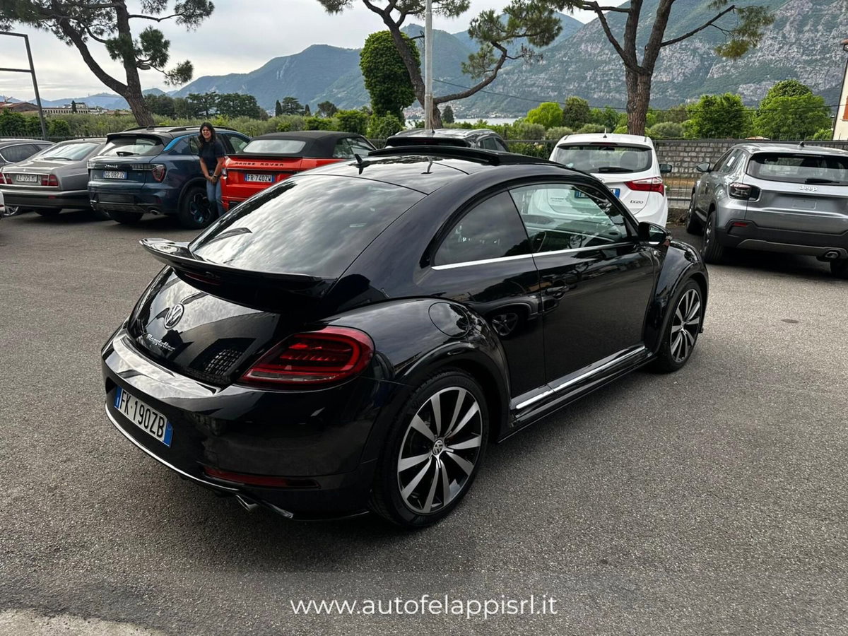 Volkswagen Maggiolino Cabrio 2.0 TSI DSG Sport BlueMotion Technology (8)