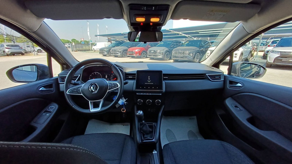 Renault Clio TCe 90 CV 5 porte Business (10)