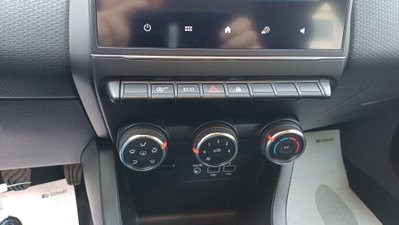 Renault Clio TCe 90 CV 5 porte Business (13)