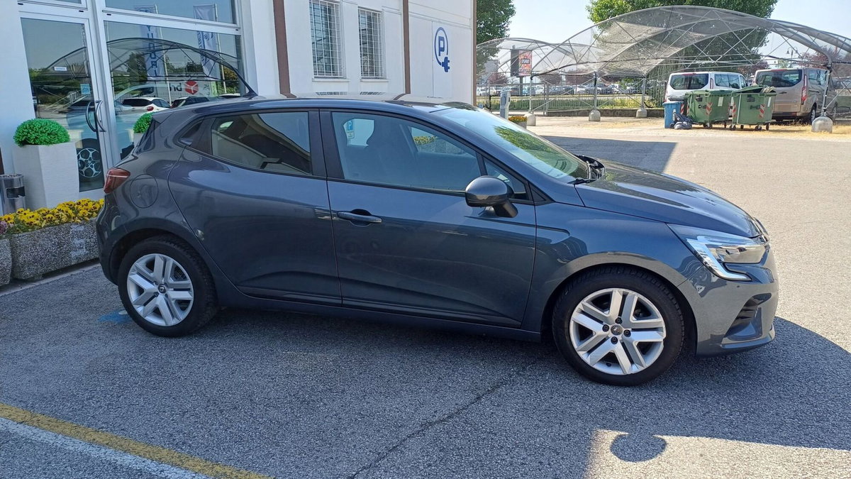 Renault Clio TCe 90 CV 5 porte Business (6)