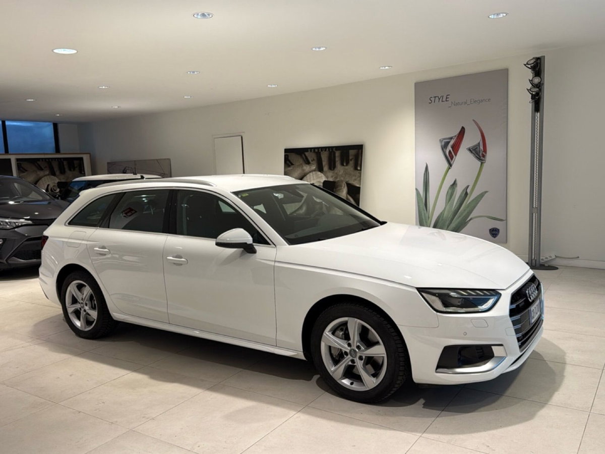 Audi A4 Avant 45 TFSI quattro S tronic Business Advanced (2)