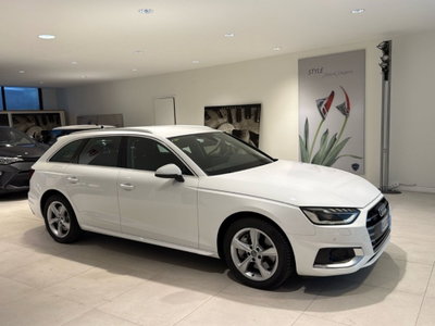 Audi A4 Avant 45 TFSI quattro S tronic Business Advanced (2)