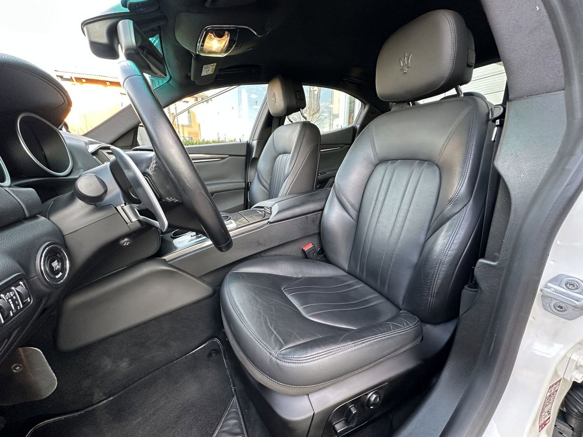 Maserati Ghibli Ghibli V6 Diesel (14)