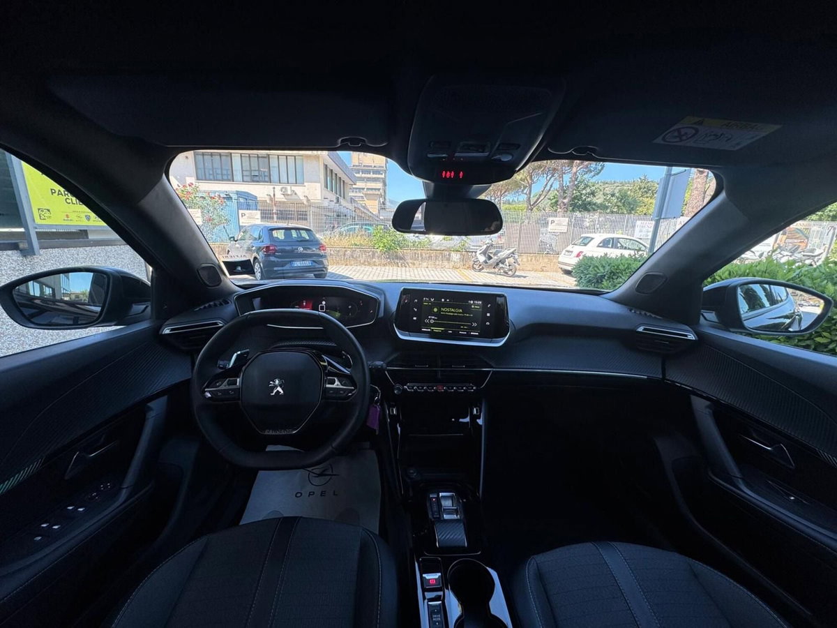 Peugeot 2008 BlueHDi 130 S&S EAT8 Allure Pack (7)