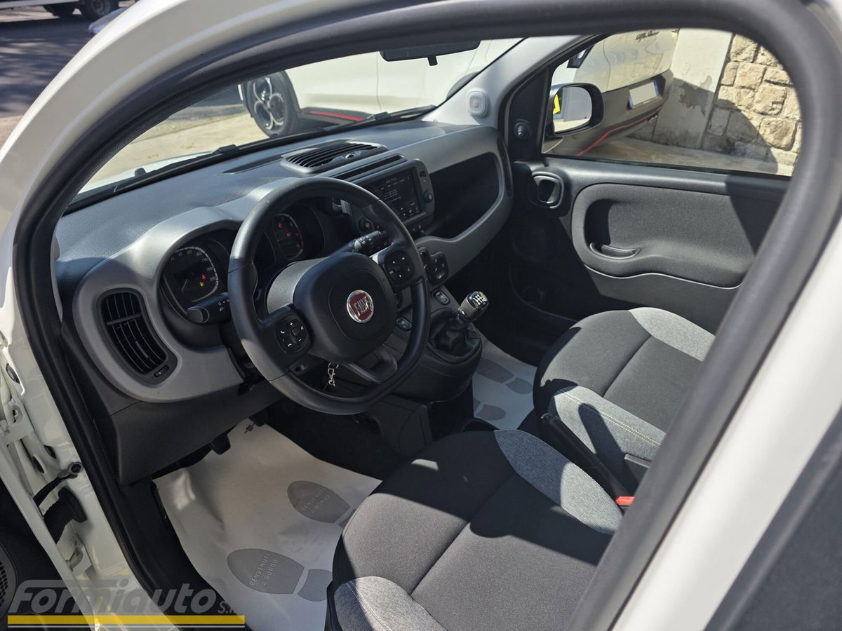 Fiat Panda 1.0 FireFly S&S Hybrid City Cross (10)