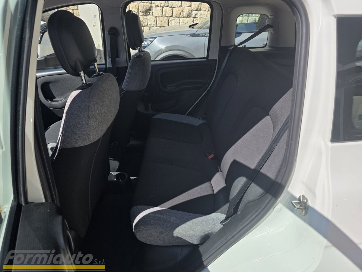 Fiat Panda 1.0 FireFly S&S Hybrid City Cross (17)