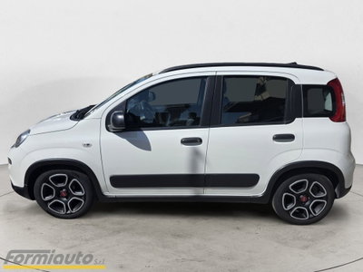 Fiat Panda 1.0 FireFly S&S Hybrid City Cross (4)