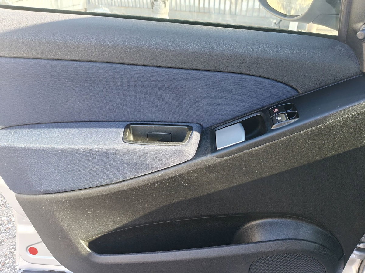 Fiat Idea 1.4 Dynamic GPL (11)