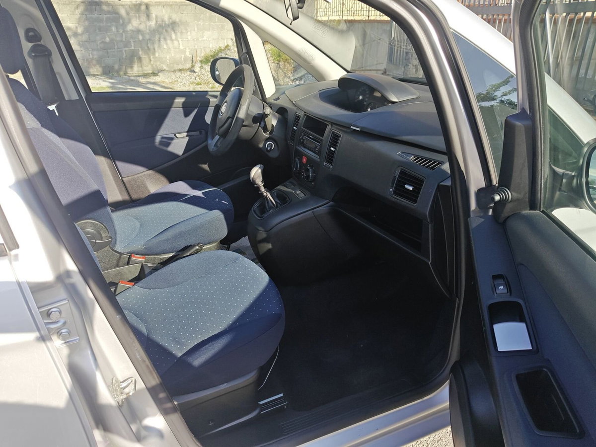 Fiat Idea 1.4 Dynamic GPL (19)