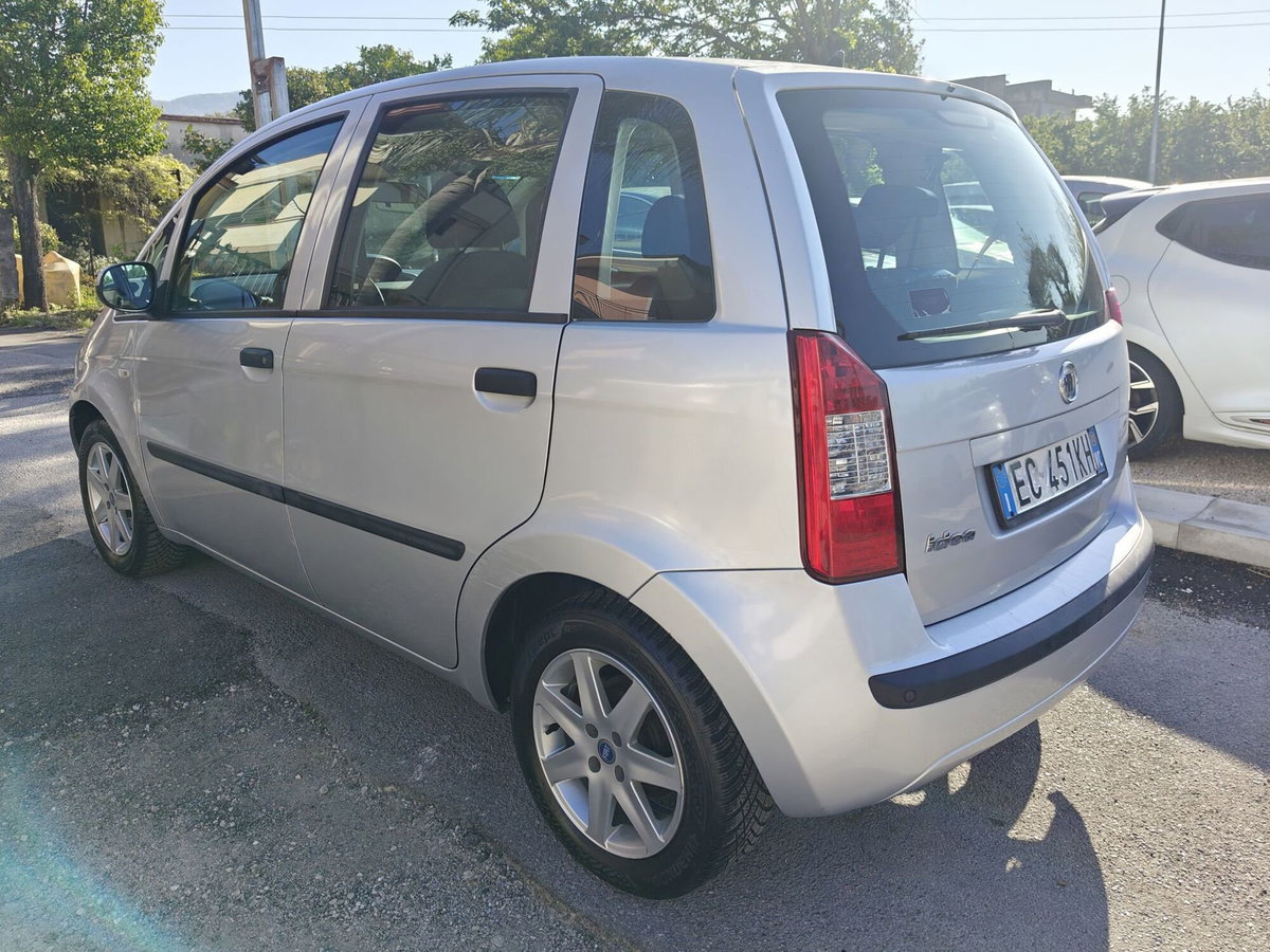 Fiat Idea 1.4 Dynamic GPL (2)