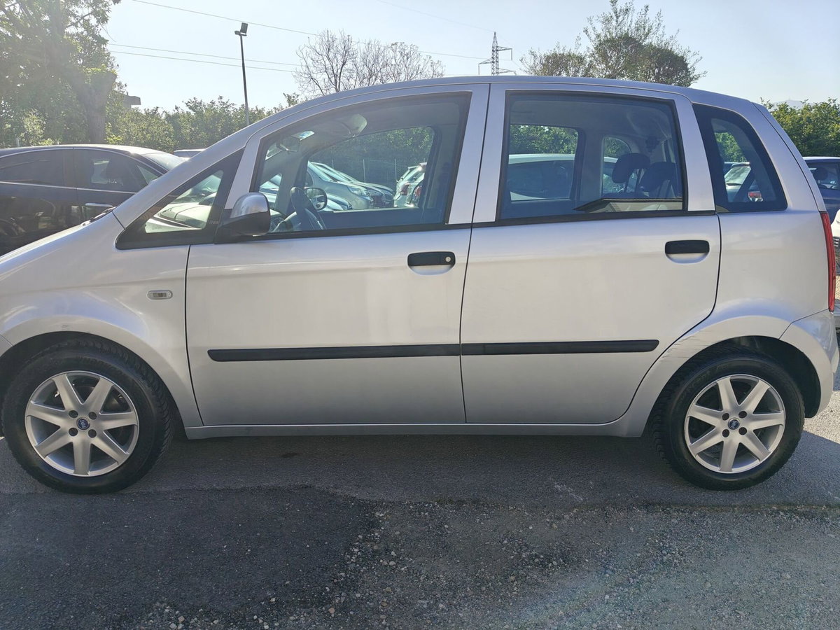 Fiat Idea 1.4 Dynamic GPL (5)