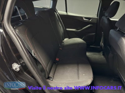 Ford Focus Station Wagon 1.0 EcoBoost Hybrid 155 CV SW ST-Line (8)