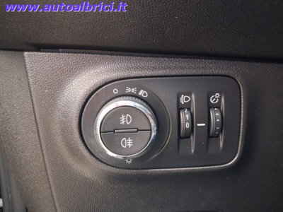 Opel Corsa 1.2 5 porte 120 Anniversary (12)