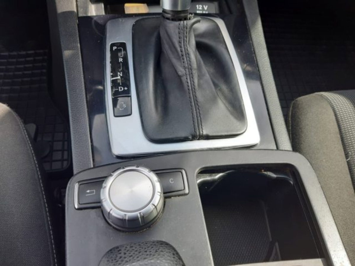 Mercedes-Benz Classe C 180 CDI Trend (9)