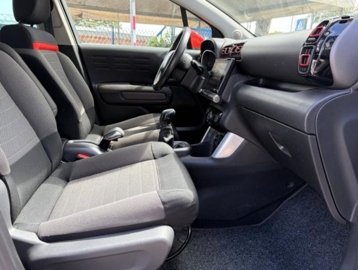 Citroen C3 Aircross BlueHDi 100 Shine (13)