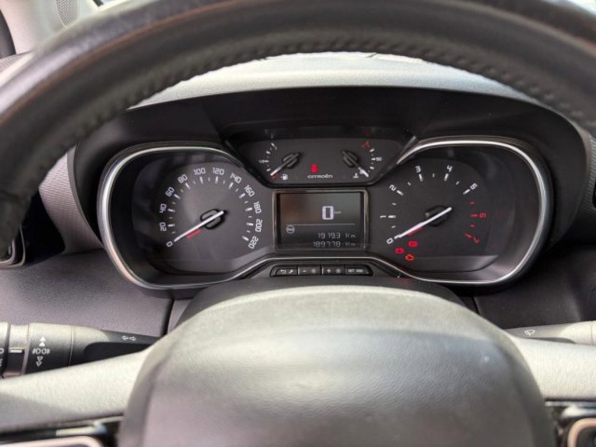 Citroen C3 Aircross BlueHDi 100 Shine (15)