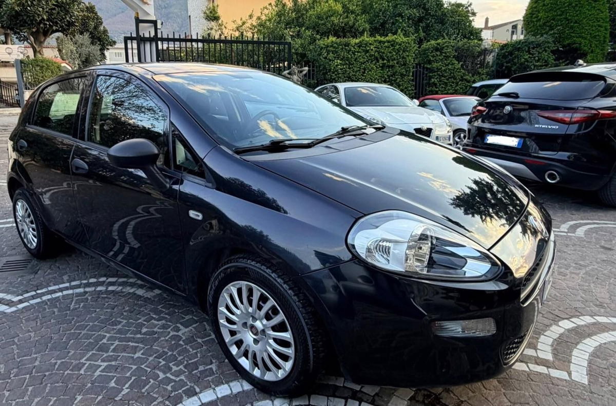 Fiat Punto 1.2 8V 5 porte Street (10)