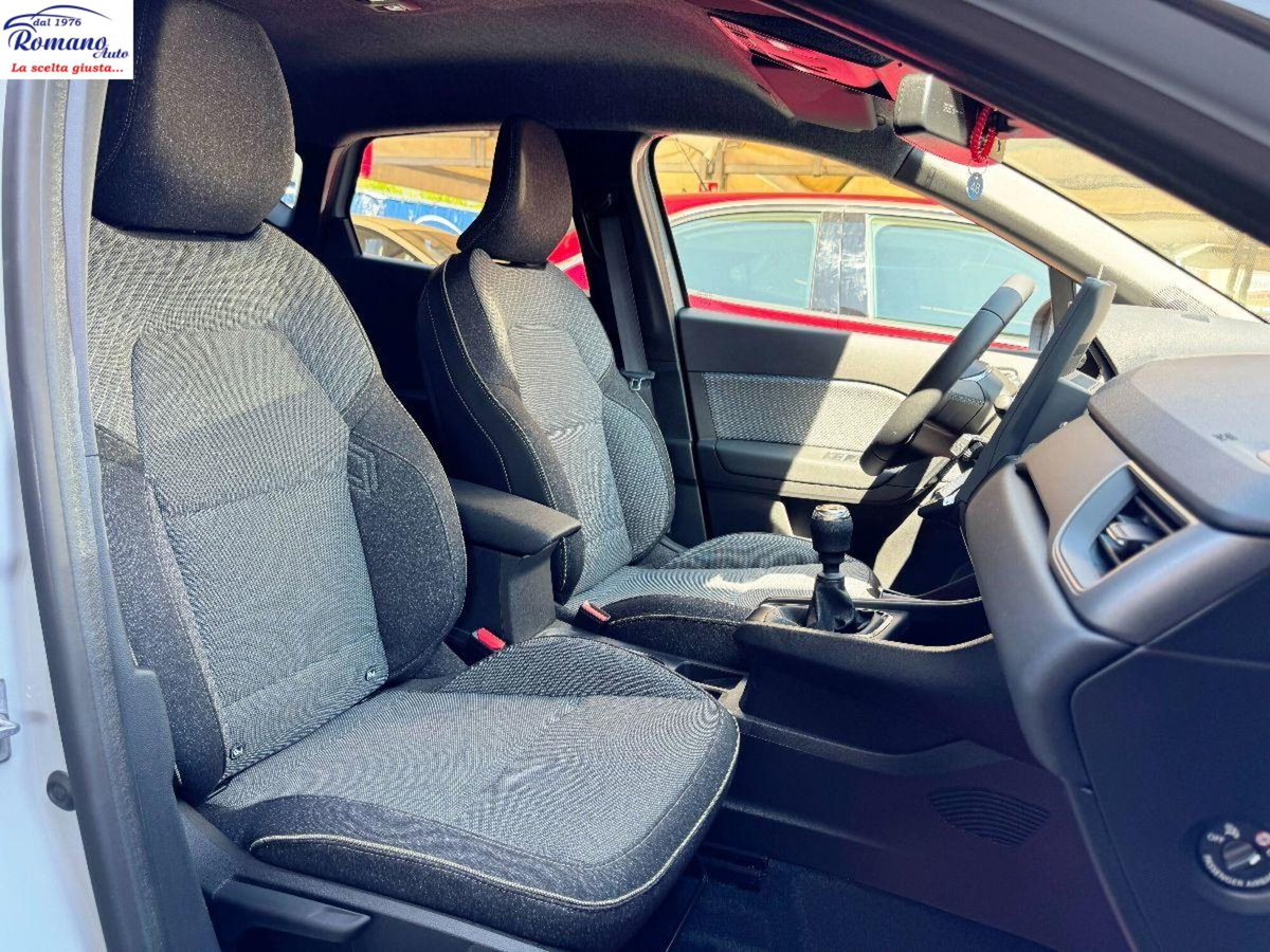 Renault Captur 1.2 eco-g Techno 120cv (9)