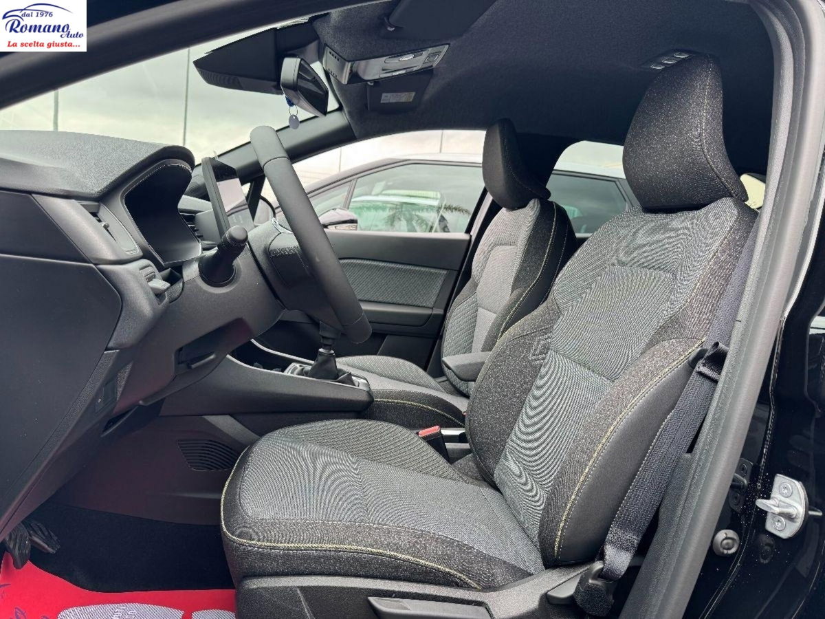 Renault Captur 1.2 eco-g Techno 120cv (10)