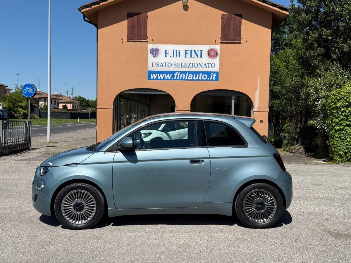 Fiat 500 Cabrio e Cabrio 42 kWh Icon