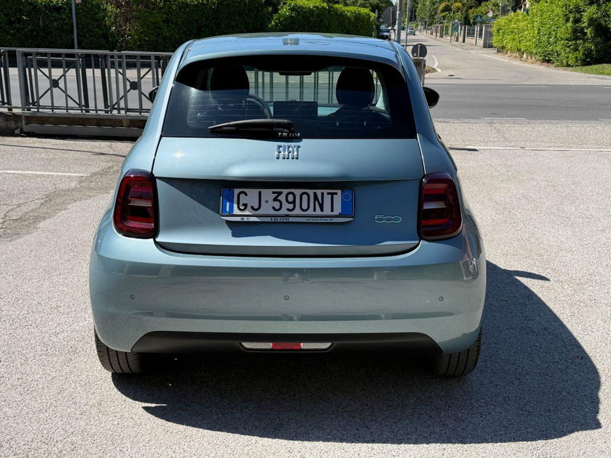 Fiat 500 Cabrio e Cabrio 42 kWh Icon (4)