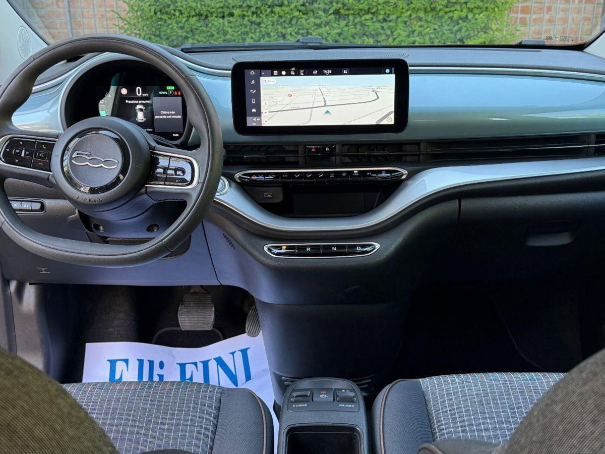 Fiat 500 Cabrio e Cabrio 42 kWh Icon (6)