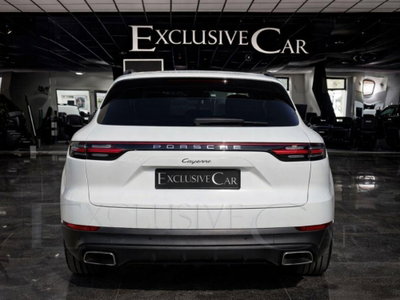 Porsche Cayenne 3.0 V6 (2)